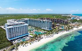 Hotel Mousai Cancun  Mexico